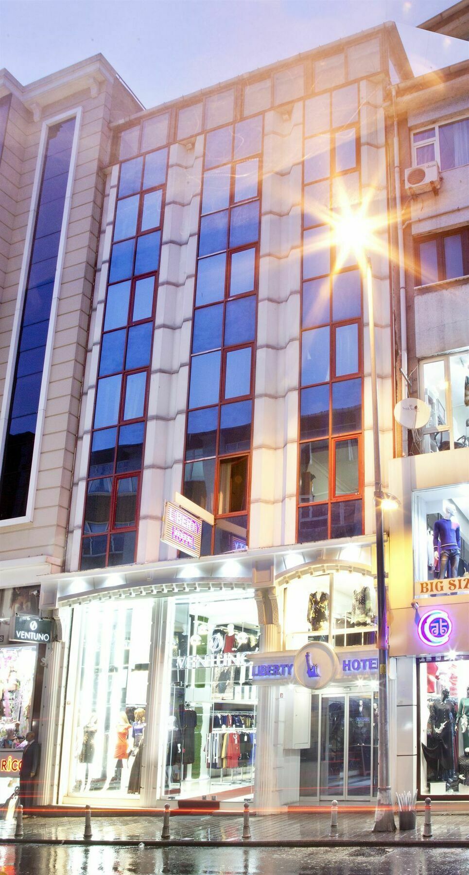 Liberty Hotel Istanbul Exterior photo
